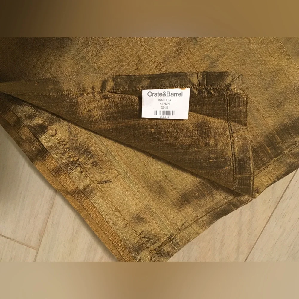 Crate&Barrel silk dinner Napkins set of 8